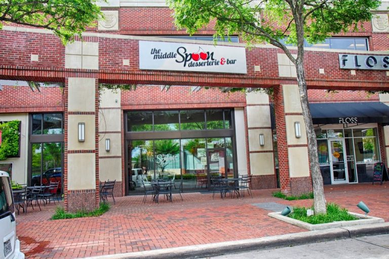 Middle spoon franchise