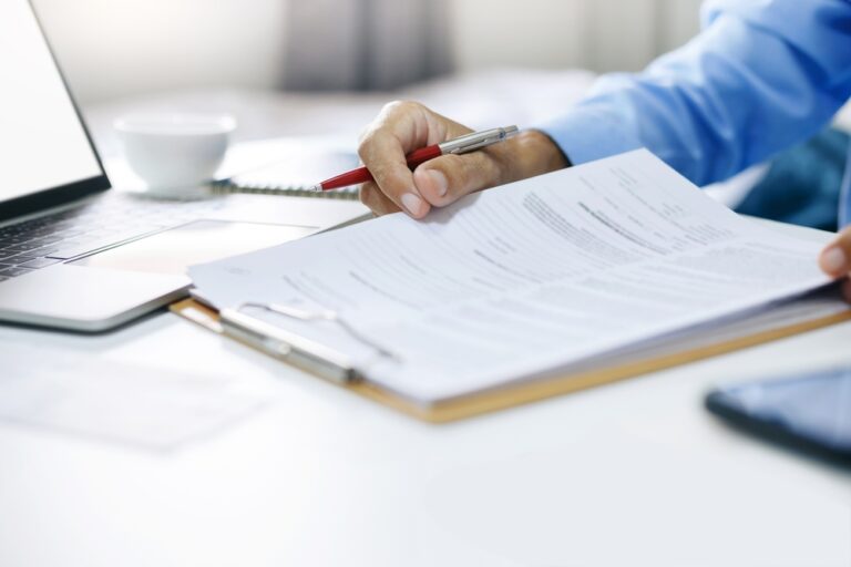 What Information Needs to be Included in the FDD Item 3 When you Franchise Your Business?