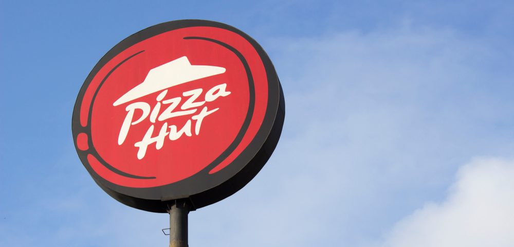 The Story of the Pizza Hut Franchise: From a Small Kansas Restaurant to a Global Franchise Powerhouse